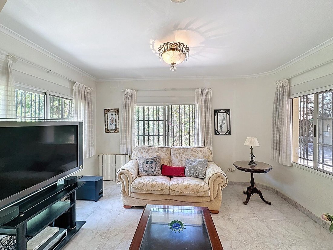 Chalet-en-Venta-en-el-plantio-paterna-12