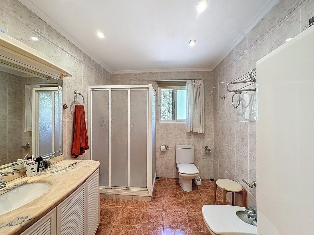 Chalet-en-Venta-en-el-plantio-paterna-20