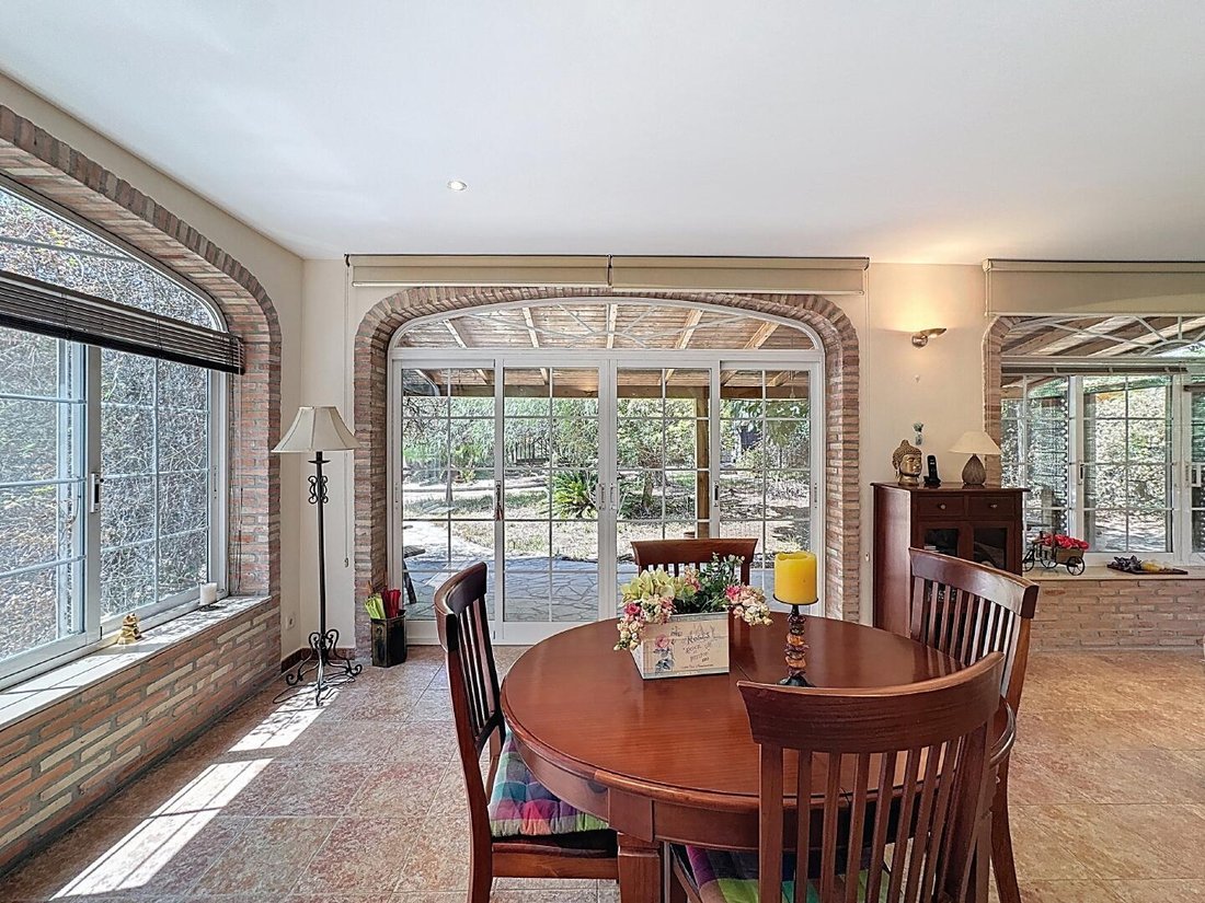 Chalet-en-Venta-en-el-plantio-paterna-25