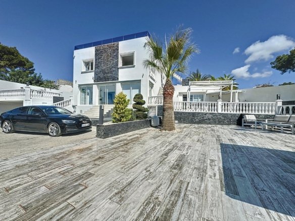 Chalet en Venta en pinar del advocat - teulada