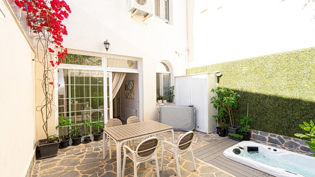 Casa en Venta en en corts - valència