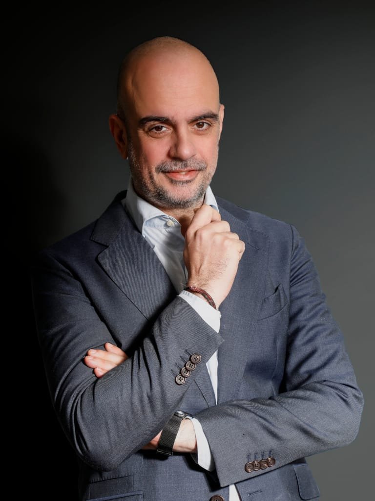 Vicente Pastor - CEO Nuwe inmobiliaria lujo valencia alicante castellon