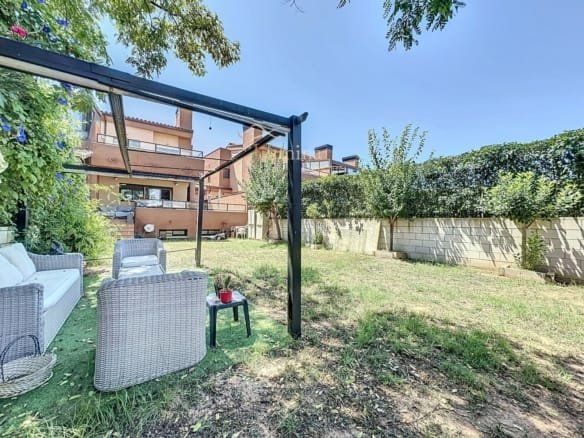 Adosados_en_venta_en_Torre en Conill_Bétera