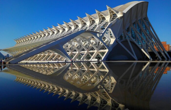 Valencia 2025: La Capital Mediterránea del Mercado Inmobiliario de Lujo Mercado Inmobiliario de Lujo